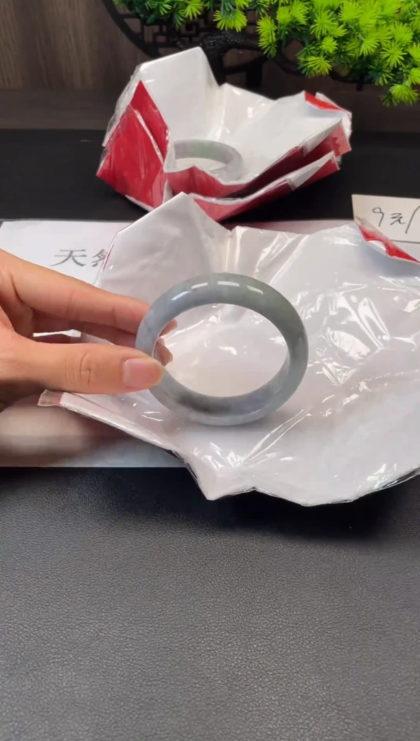未镶嵌手镯翡翠91
