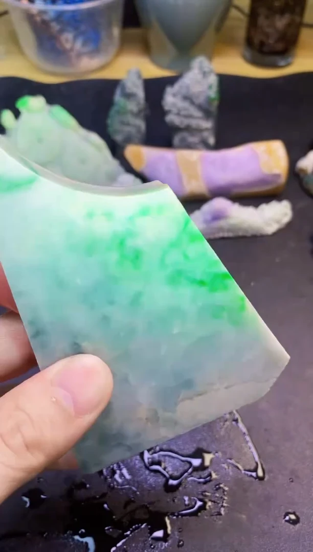 翡翠未镶嵌颈饰天然翡翠004