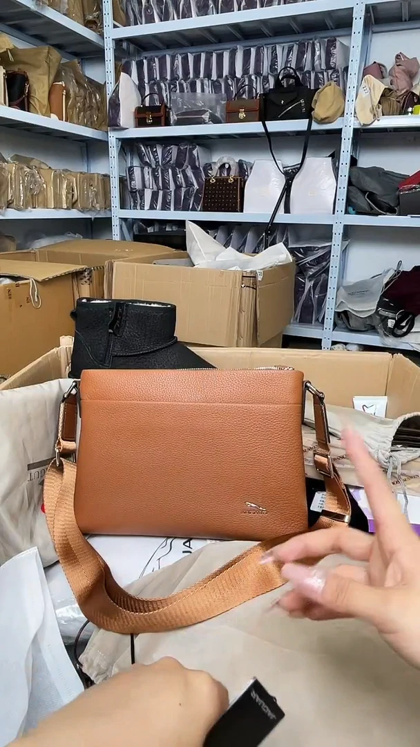 牛皮（革）韩爵绅士包包皮具040