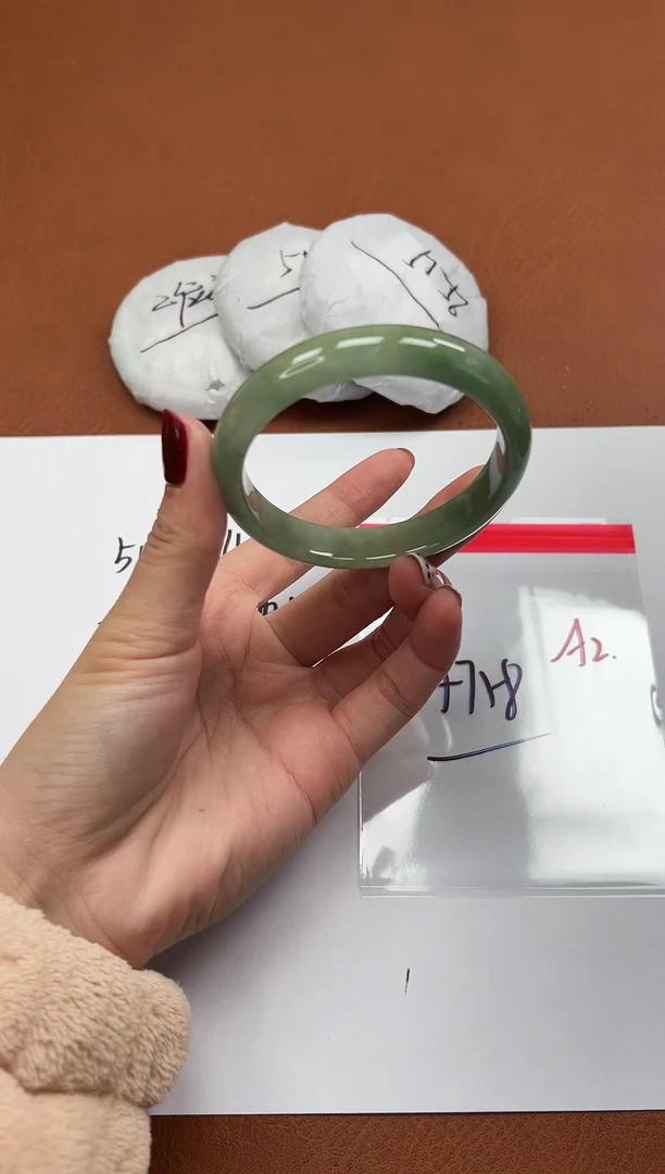 缅风精品手镯礼盒装A2