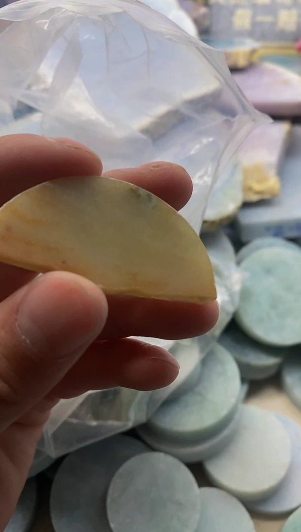 【闪购商品】翡翠颈饰未镶嵌翡翠577