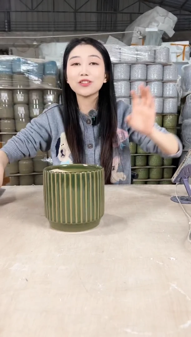 【闪购商品】陶瓷条纹祖母绿15x14