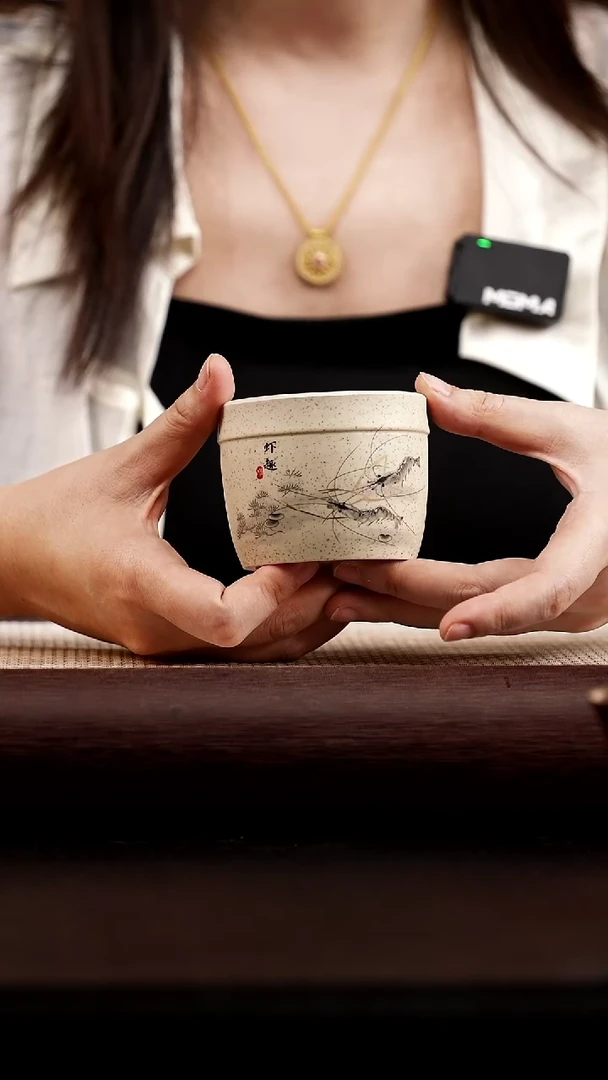 茶杯紫砂白玉段虾趣杯