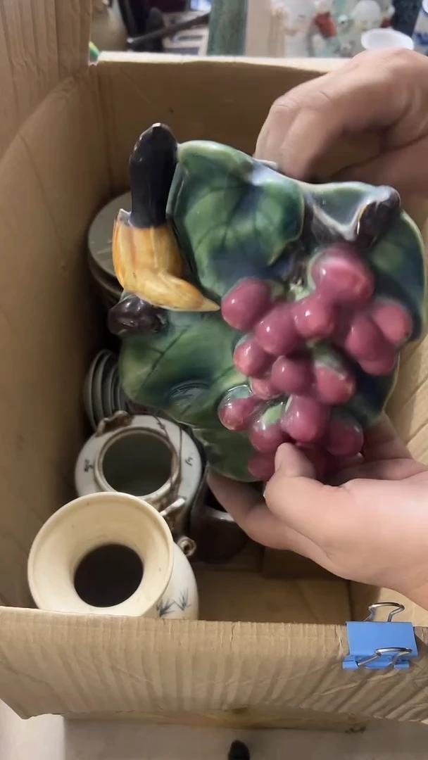 1有瑕疵的瓷器一单~~