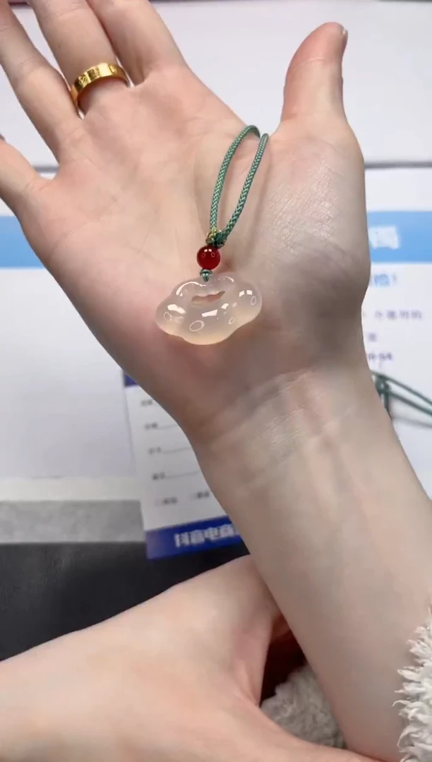 【闪购商品】石英质玉手镯未镶嵌小锁