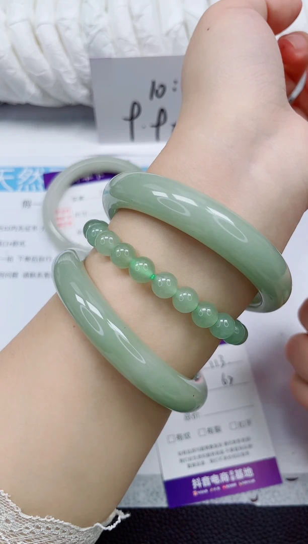 未镶嵌手镯石英质玉113-62/63