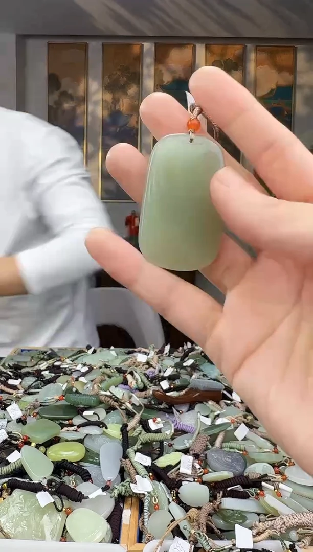 未镶嵌和田玉挂件拍一发一