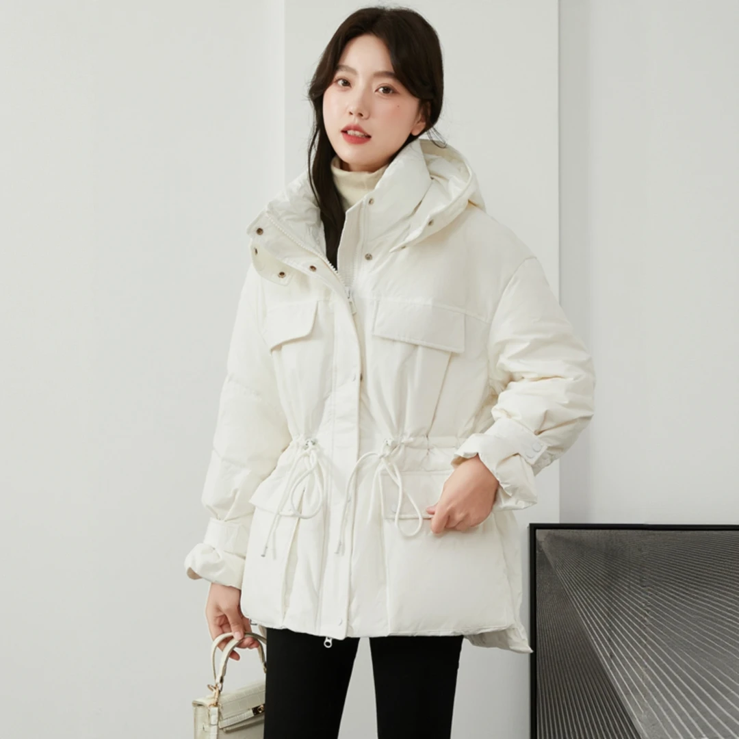 高端羽绒服女短款小个子2025新款冬季收腰显瘦保暖白鸭绒连帽外套