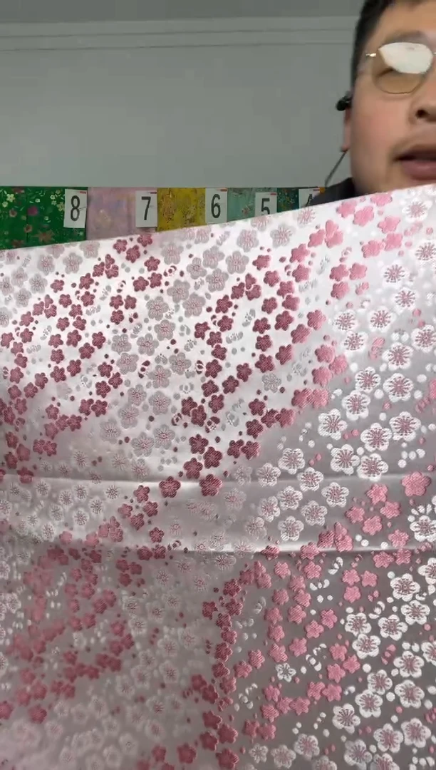 混纺满18元包邮.两单连裁.宽.长70.50