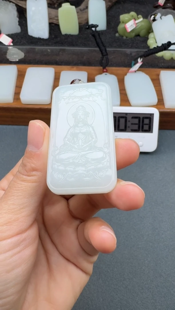 颈饰未镶嵌和田玉2