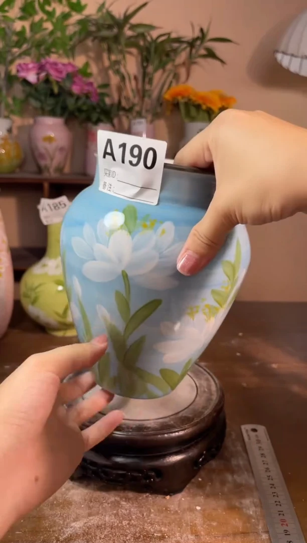 瓶景德镇手绘陶瓷花瓶