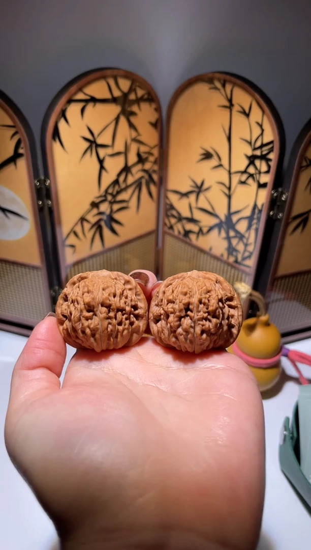 吊坠文玩核桃6号全品头货四座楼 39尺寸