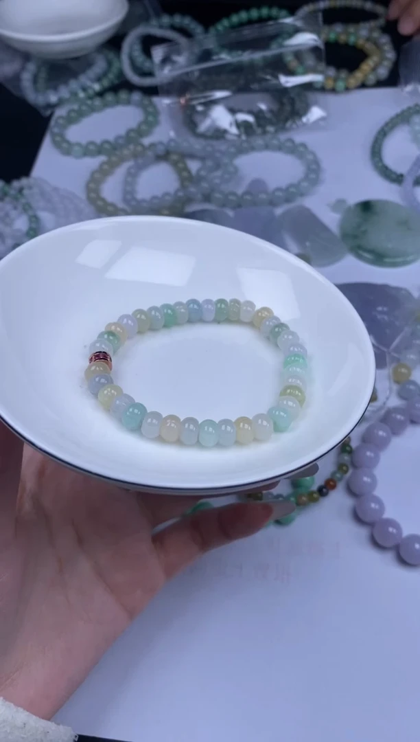 颈饰未镶嵌翡翠散珠批发多样性发货