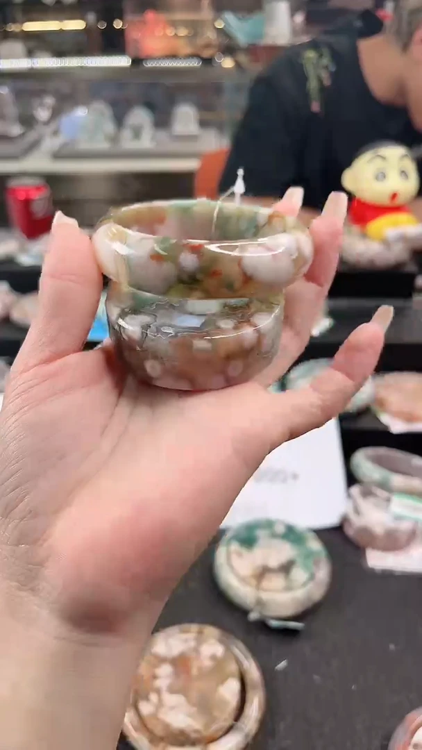 未镶嵌手镯石英质玉尘*丷圈口（赠品镯心）