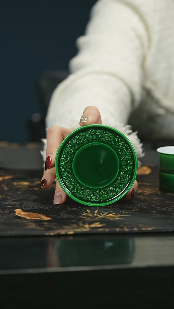 【闪购商品】瓷堂里郎窑翡翠绿雕刻盖置