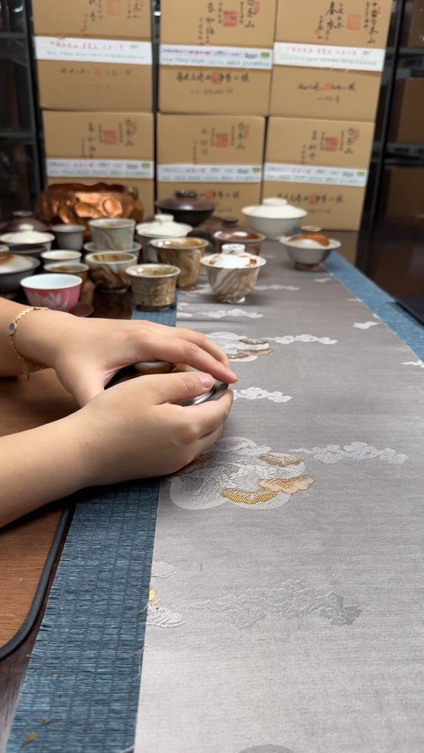 瓷片龙纹中压手福利