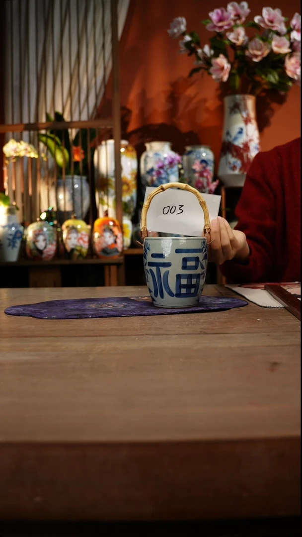 当代景德镇设计师釉下手绘陶瓷花瓶