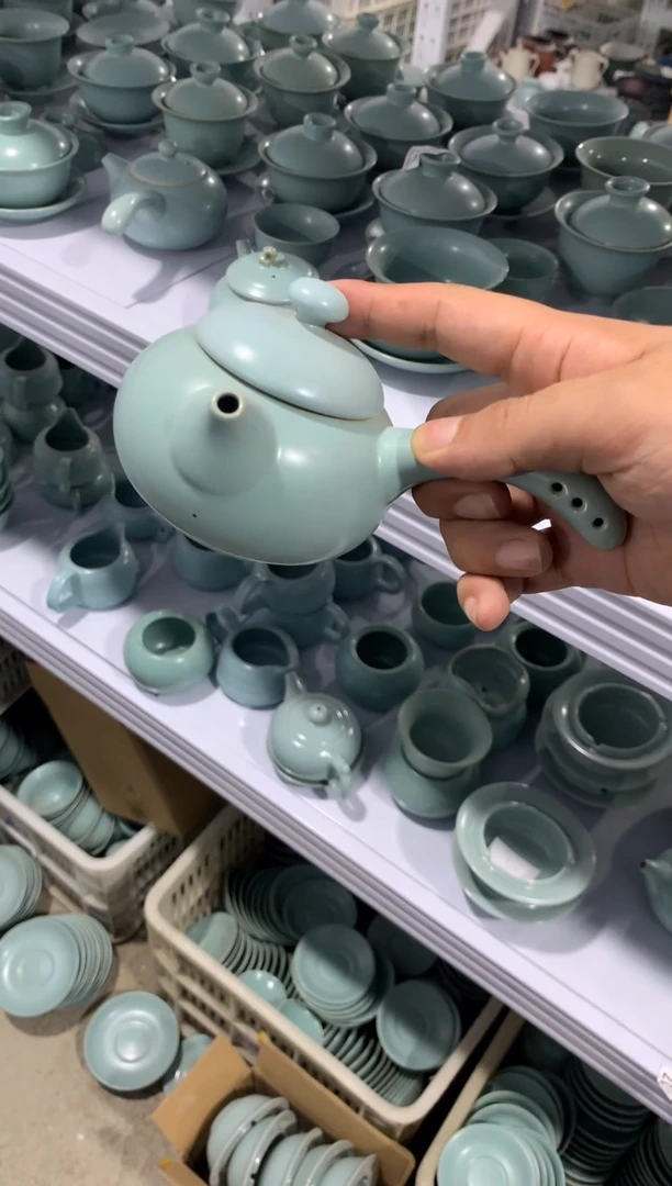 茶壶、盖碗、主人杯、客杯（轻轻微瑕介意勿拍）