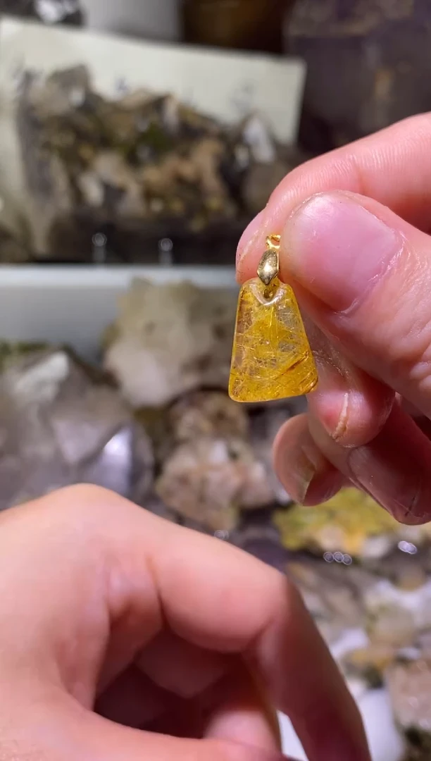 未镶嵌珠宝半成品水晶27号金发晶吊坠