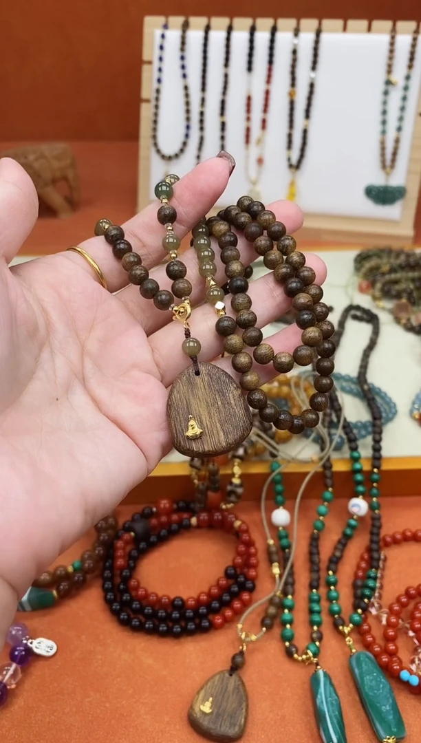 檀香木吊坠莺歌绿木牌悟道项链