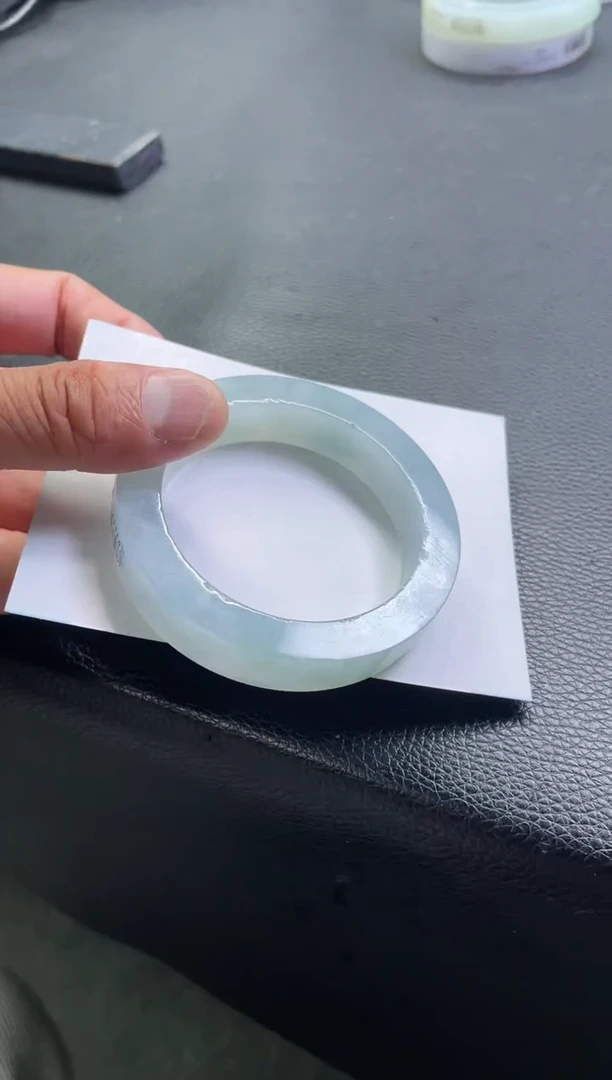 未镶嵌手镯定制翡翠手镯