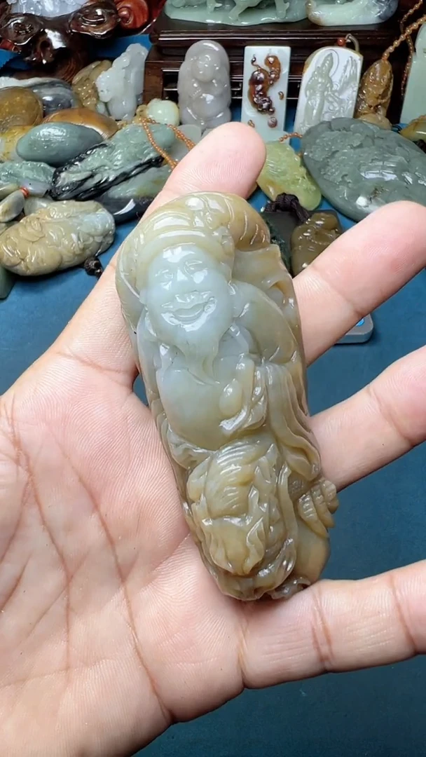 未镶嵌和田玉把件-