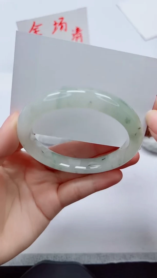 未镶嵌手镯石英质玉31-58/59