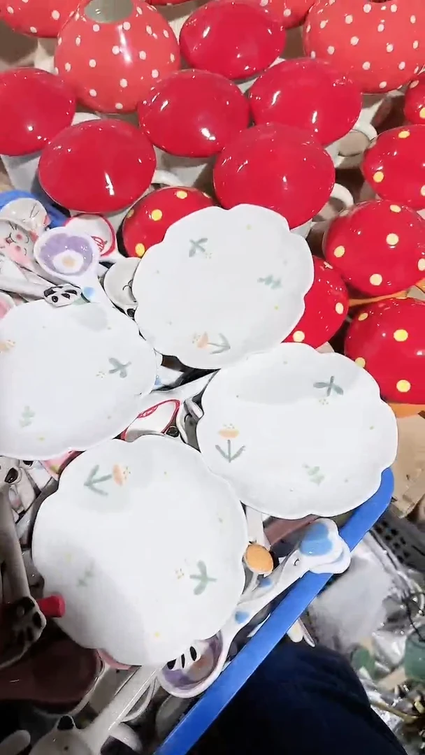 【闪购商品】瓷片4个小雏菊骨碟微瑕 凑满20元包邮