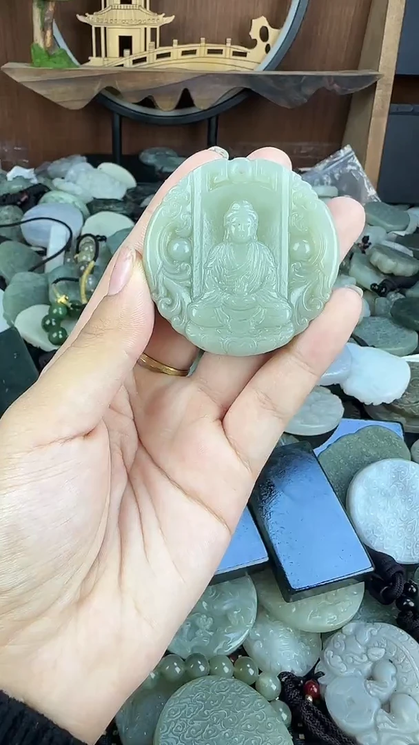 颈饰未镶嵌和田玉1