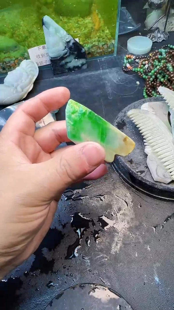 【闪购商品】翡翠颈饰未镶嵌051天然翡翠
