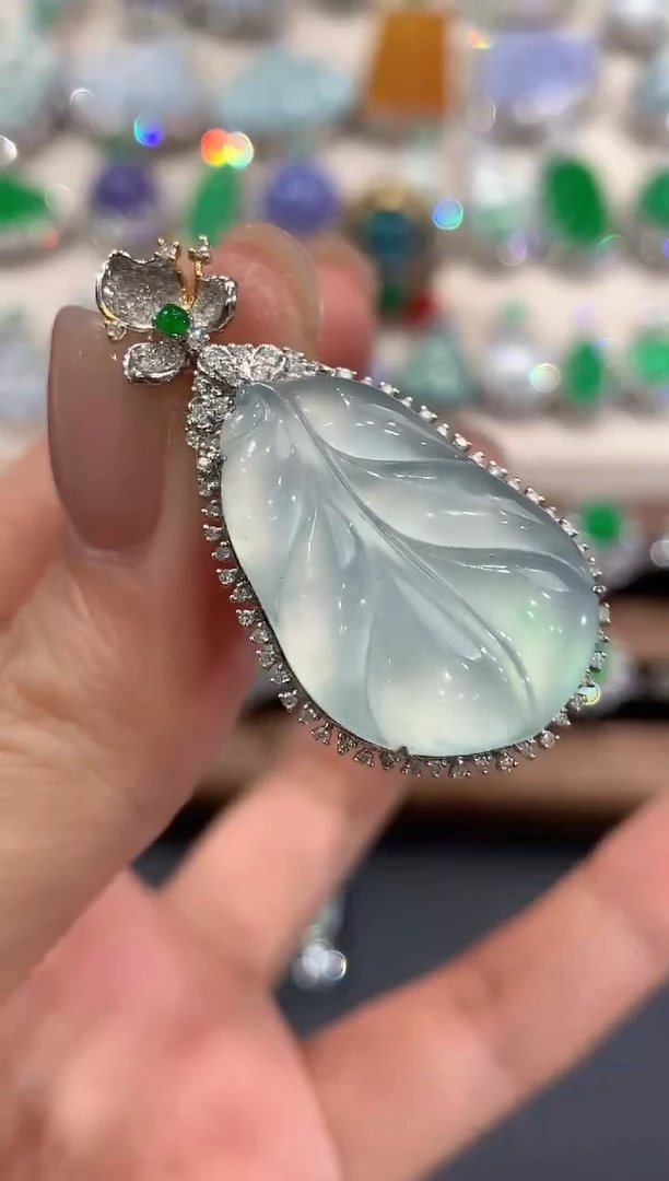 吊坠(不含链)18K金镶嵌翡翠q58