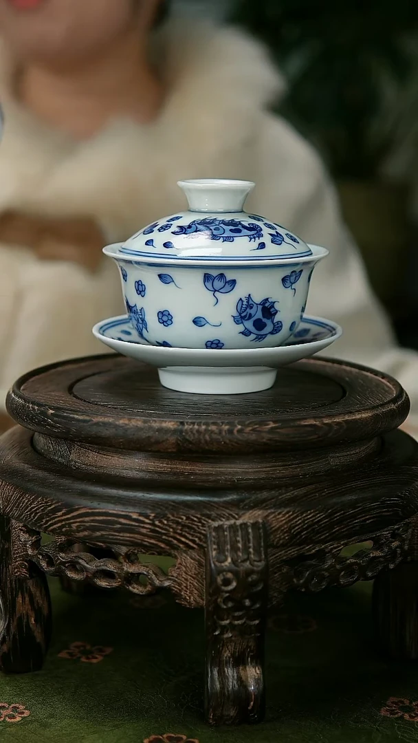 【闪购商品】001陶瓷供应链青花鳜鱼画片三才元宝盖碗