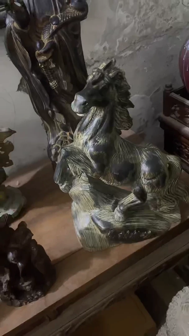 【闪购商品】木木雕新年快乐 香木摆件