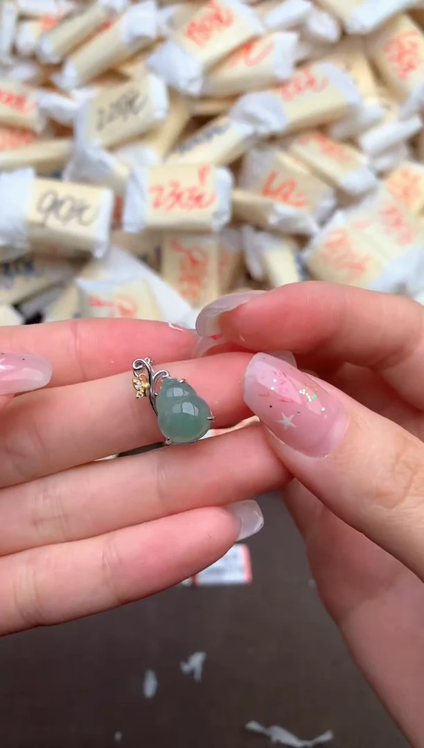 【闪购商品】翡翠挂件银S925镶嵌—