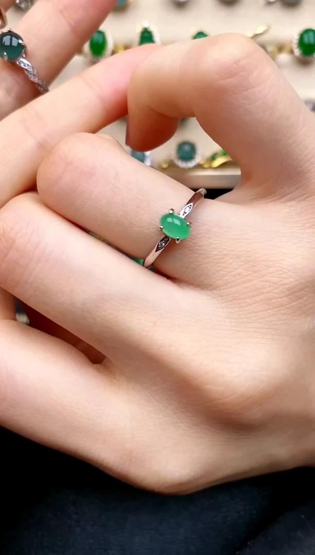 【闪购商品】翡翠戒指银S925镶嵌.....