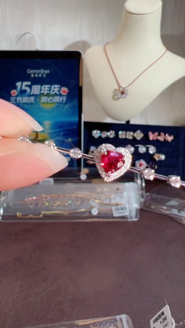 18K金镶嵌手链红宝石BB4163#-W#69