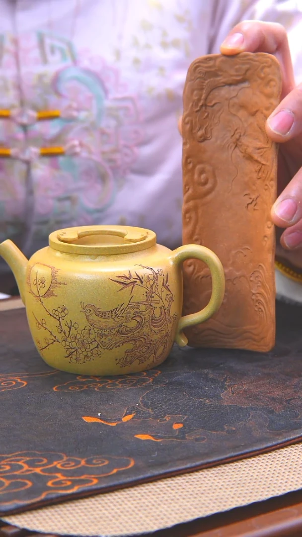 原矿本山段花好月圆紫砂壶20