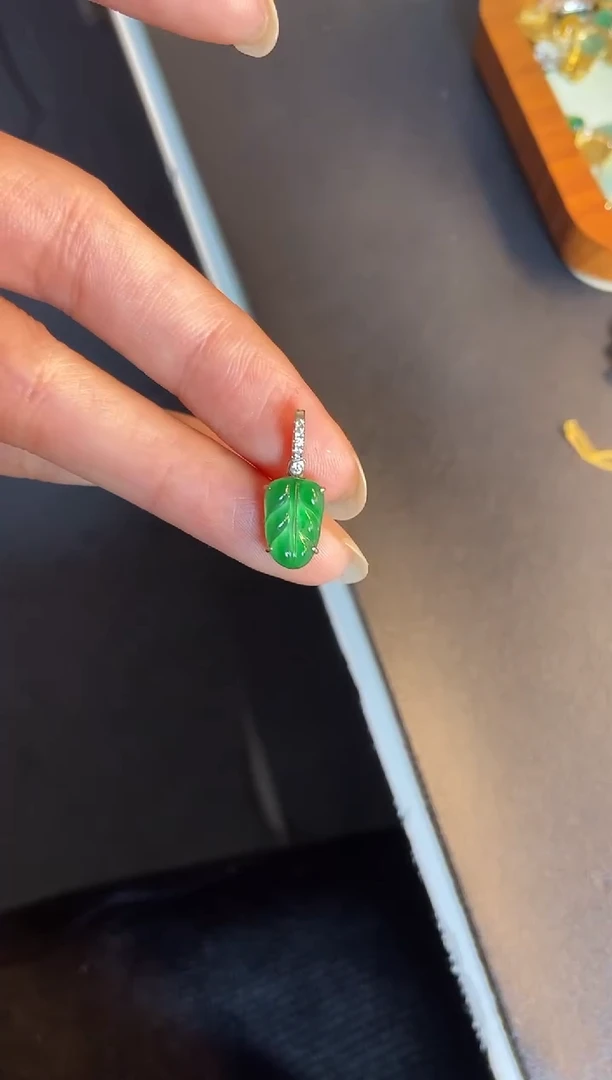 吊坠(不含链)银S925镶嵌翡翠1