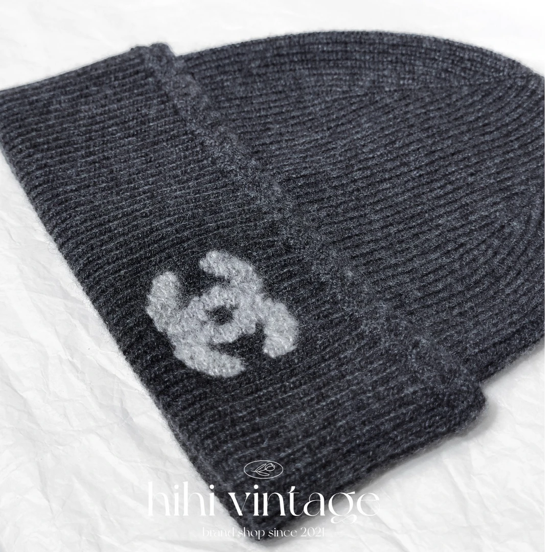 未使用 Chanel/香奈儿  25B 灰色羊绒双C大logo帽子 二店