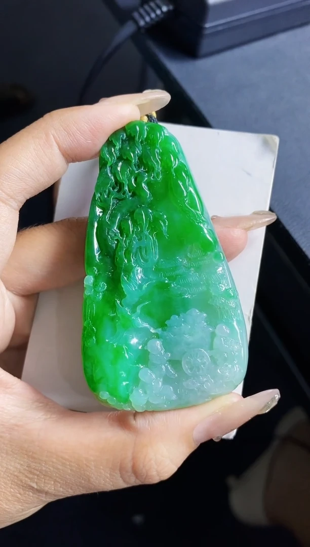颈饰未镶嵌翡翠禛翡翠A货