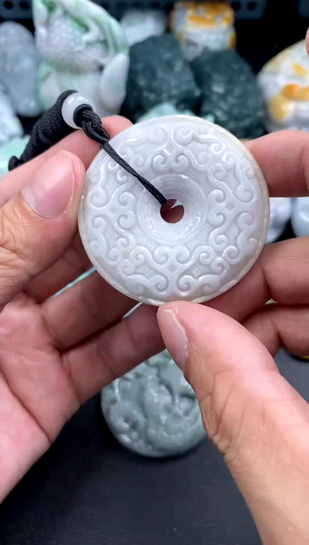吊坠(不含链)未镶嵌翡翠1