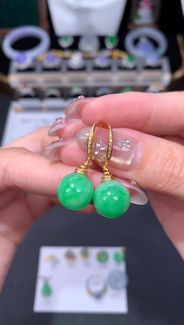 18K金镶嵌定制翡翠48小时鉴赏期 退货不扣服务费