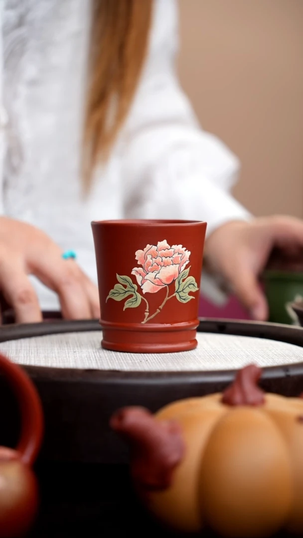 茶壶紫砂朱泥线韵杯泥绘牡丹