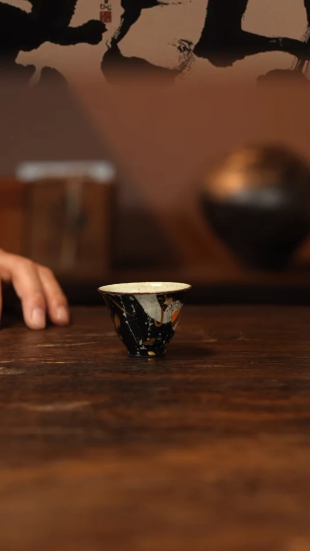 茶壶紫砂居中杯子