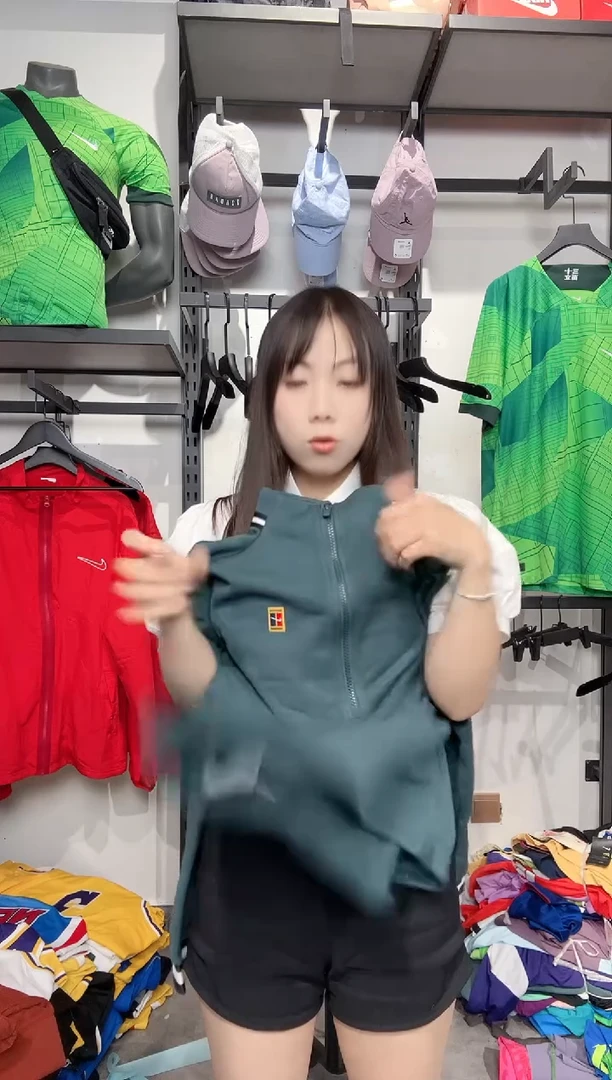 1560编码 耐克卫衣服饰过款为准 尺码