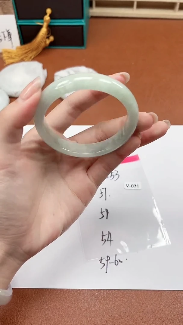 缅风精品手镯礼盒装V71