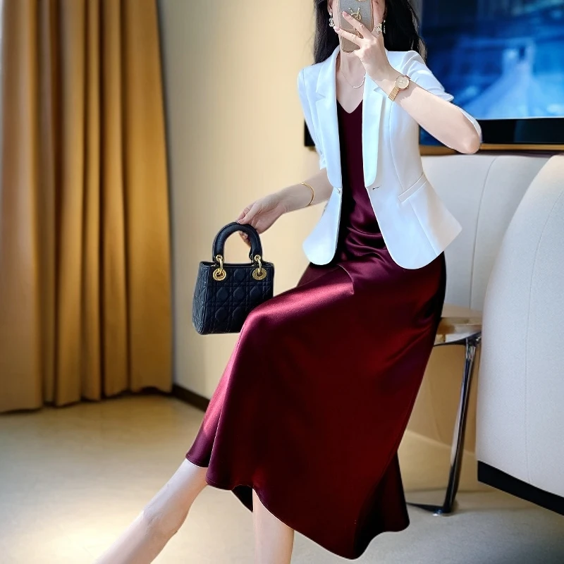 时尚洋气女白色中袖短款西装吊带长裙高级感名媛气质工作服洋气裙