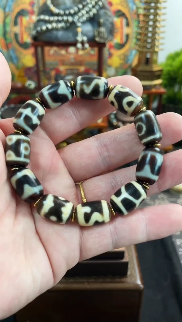 【闪购商品】玛瑙/玉髓手串未镶嵌颜色图案多样发