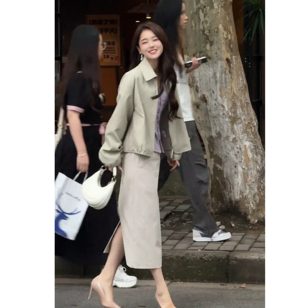 2025秋季新款时尚气质百搭一整套宽松休闲短款外套半身裙两件套