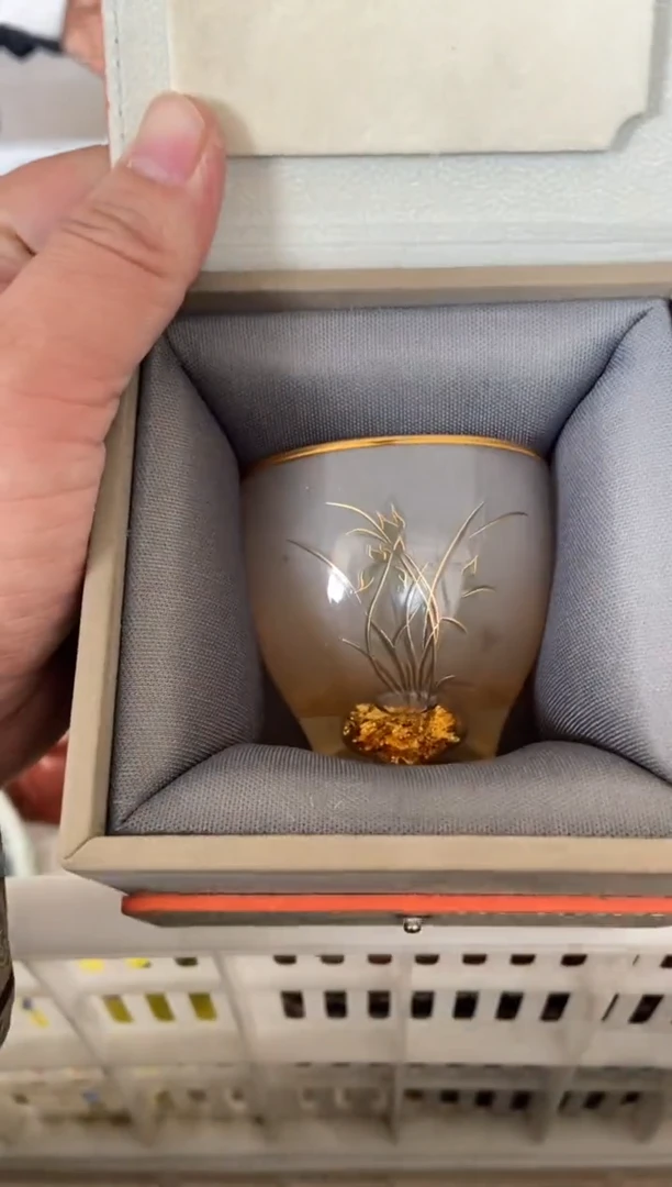 杯子瓷无运费险有瑕疵的摄影的产品有使用过的痕迹有点脏介意勿拍